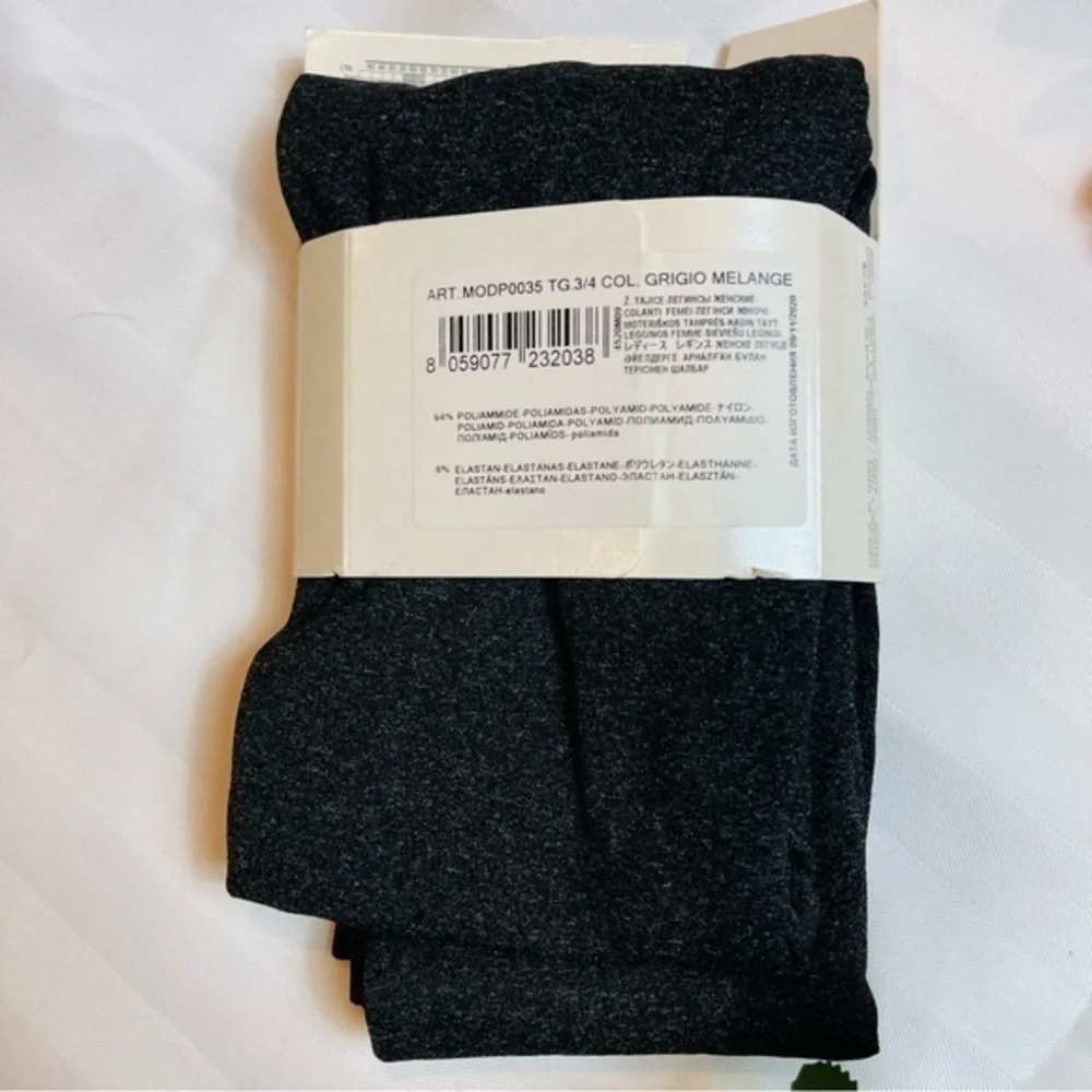 BUNDLED: 2 Opaque Leggings from Calzedonia MADE IN ITALYnew. Size 3/4 M/L Both.‎